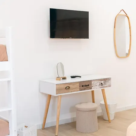 A' Finestrella A Materdei Apartment *