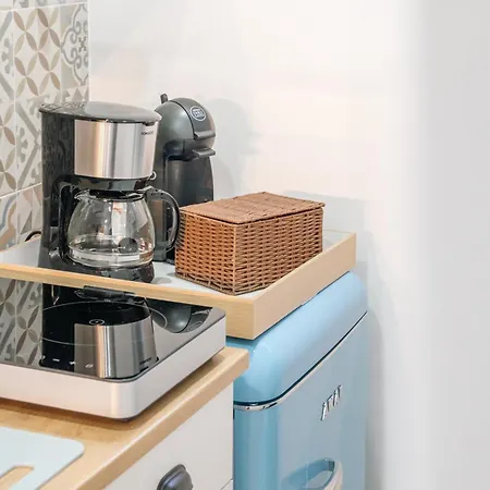 A' Finestrella A Materdei * Nápoly